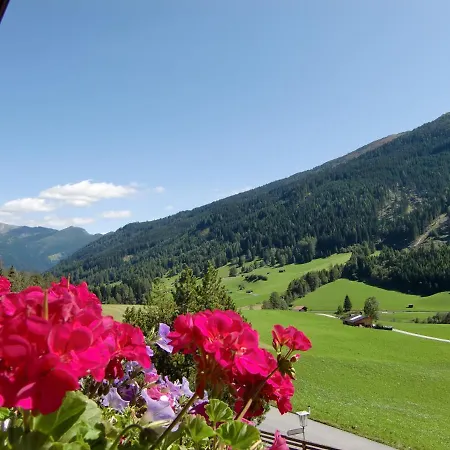 Pensjonat Haus Mader Trins